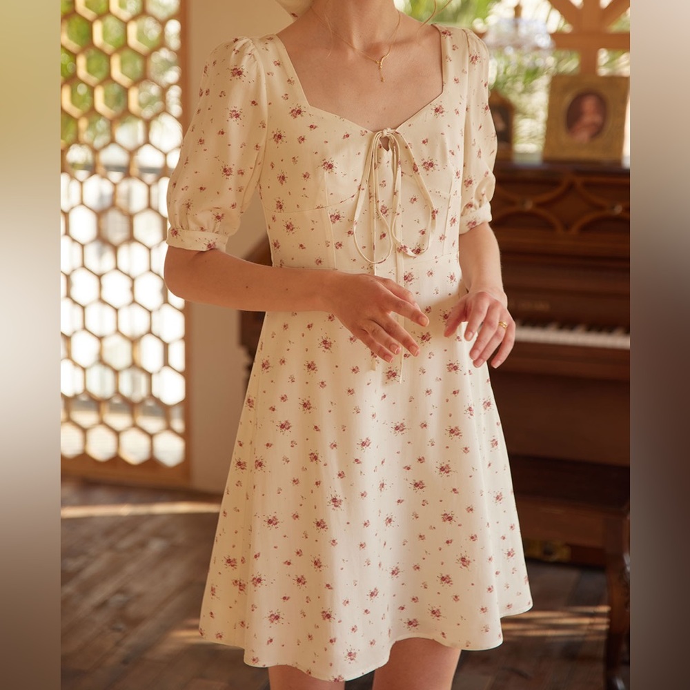 Floral mini tea dress